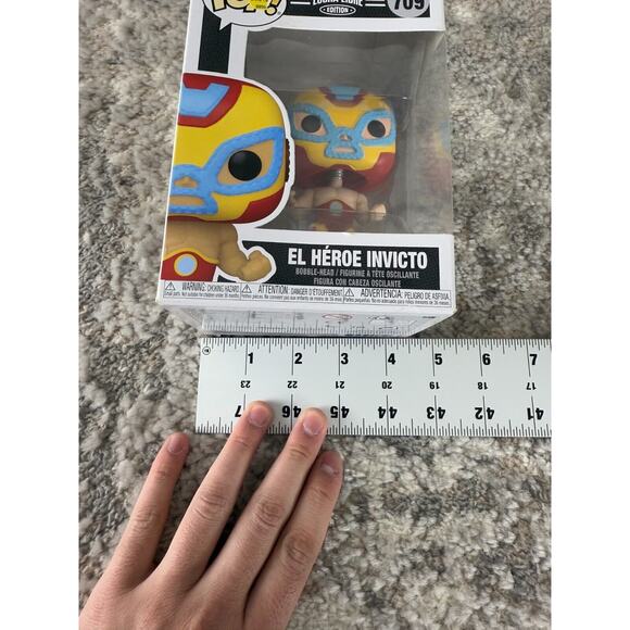 Funko Pop! Marvel Lucha Libre El Heroe Invicto Iron Man Vinyl Figure #709 - Picture 7 of 8